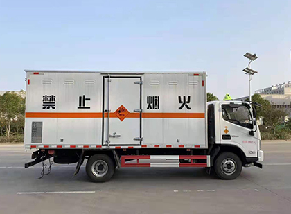 西峡爆破器材运输车