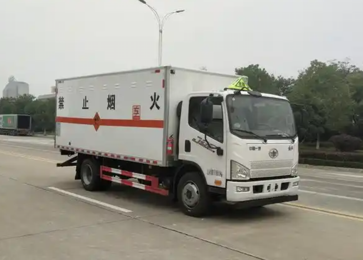 西峡爆破器材运输车可以上高速吗？